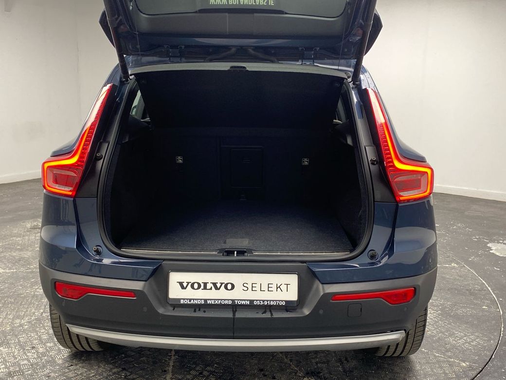 2021 Volvo XC40