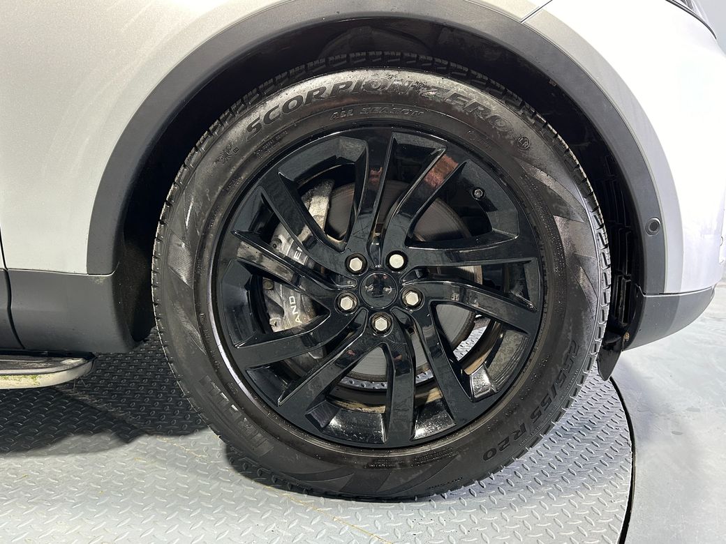 2020 Land Rover Discovery