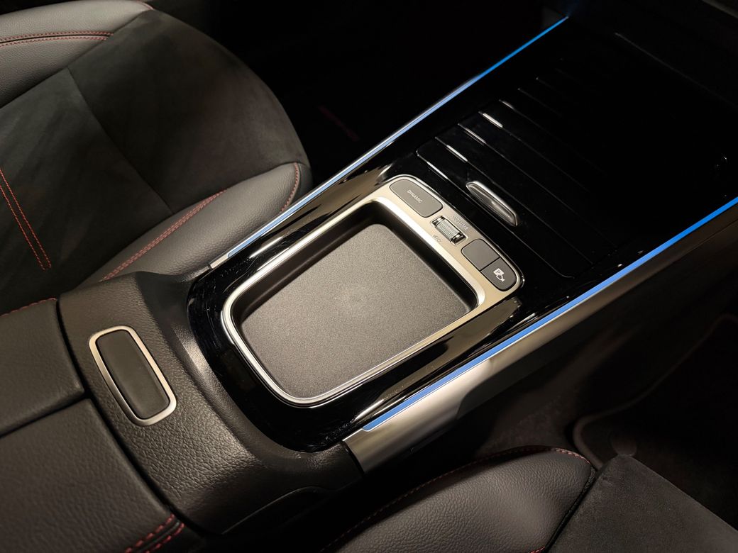 2025 Mercedes-Benz EQB