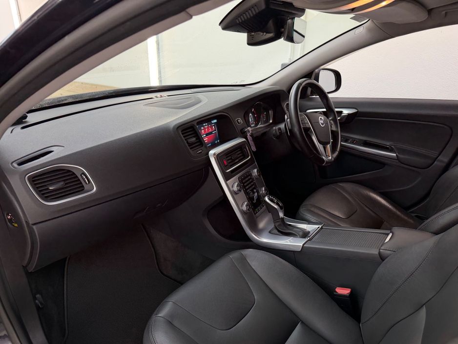 2017 Volvo V60