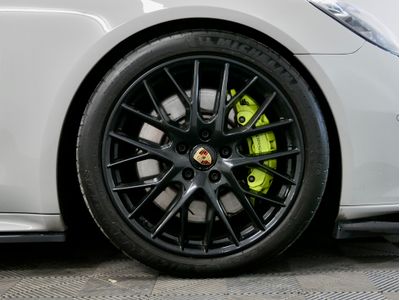 2021 Porsche Panamera