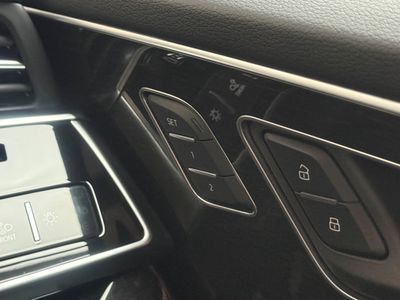 2025 Audi Q8