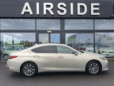 2019 Lexus ES 300h