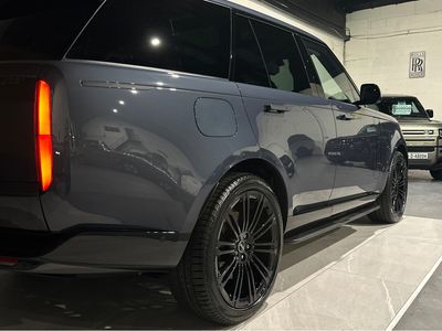 2025 Land Rover Range Rover