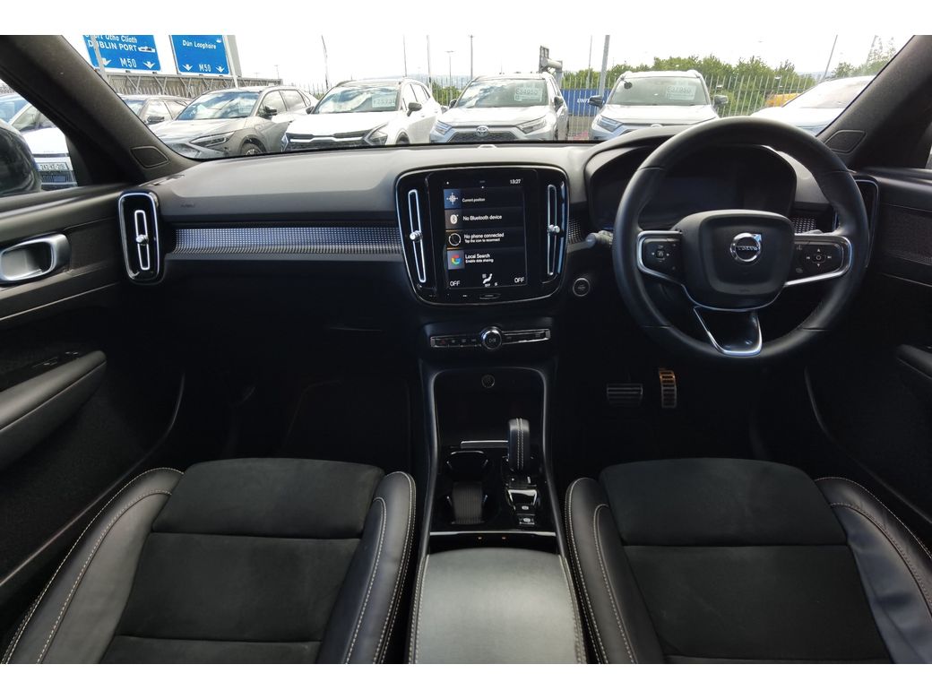 2022 Volvo XC40