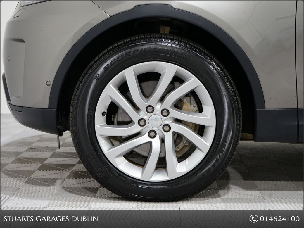 2022 Land Rover Discovery