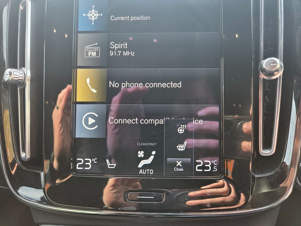 2023 Volvo XC40