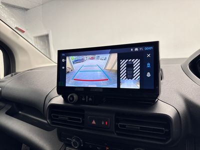 2026 Peugeot Partner