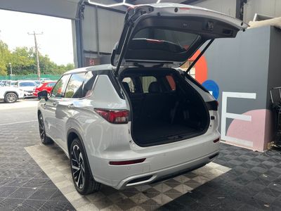 2024 Mitsubishi Outlander