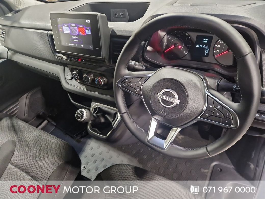 2025 Nissan Primastar
