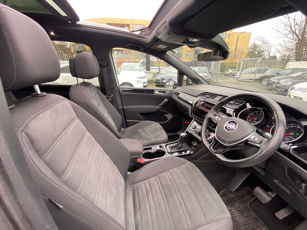 2020 Volkswagen Touran