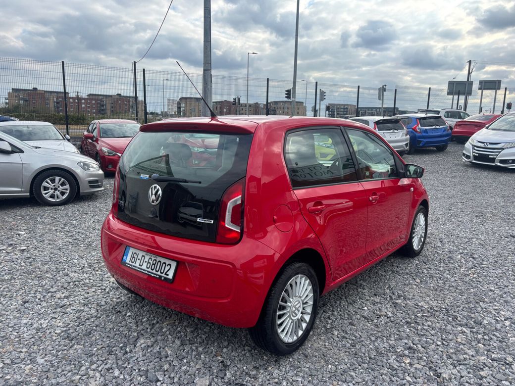 2016 Volkswagen up!
