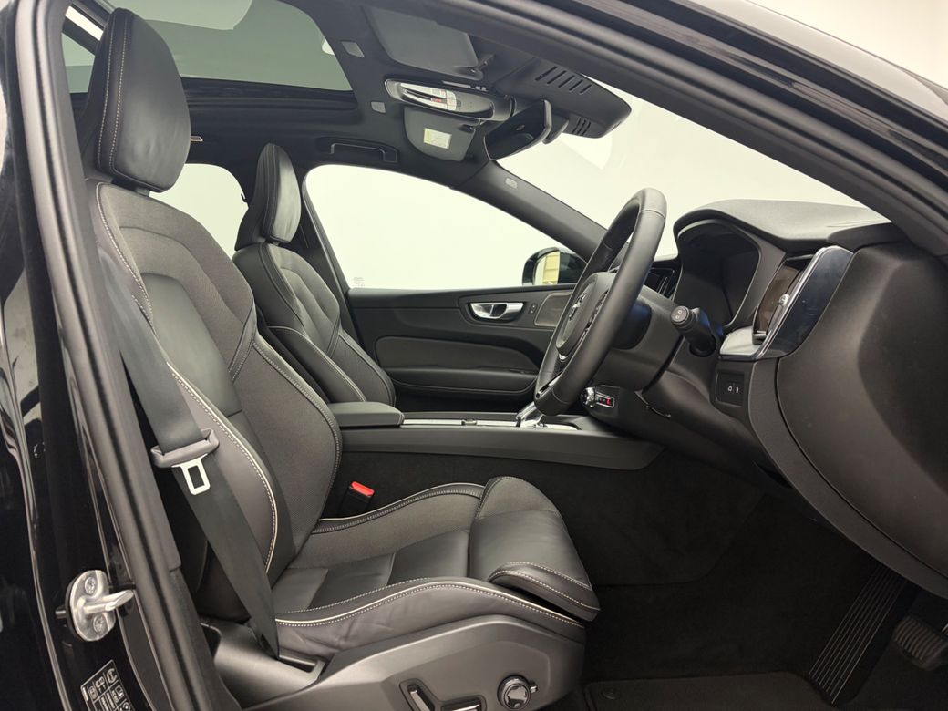 2025 Volvo XC60