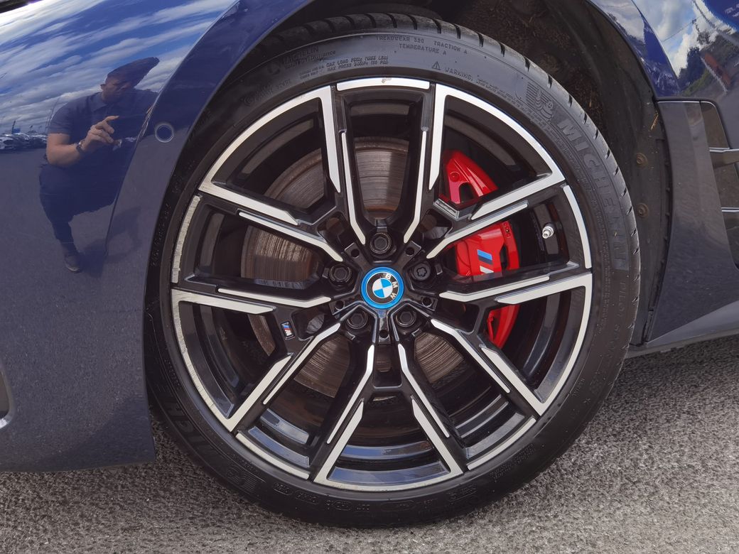 2023 BMW i4