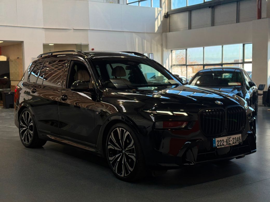 2022 BMW X7