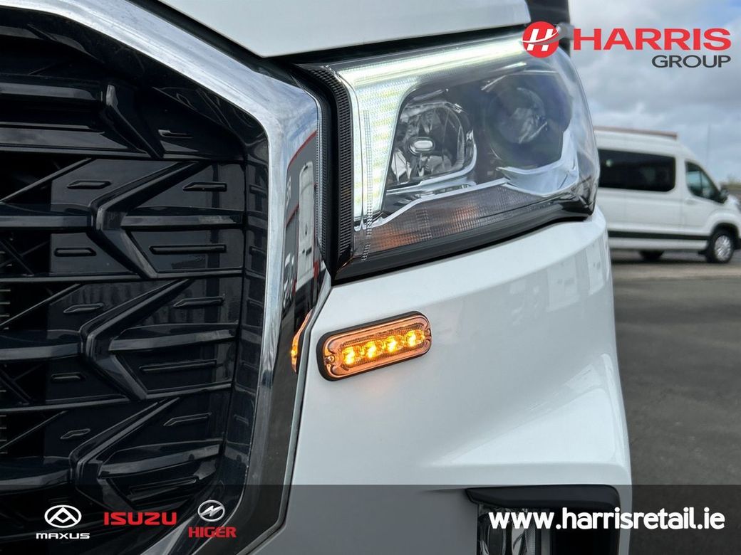 2026 White Maxus Deliver 9