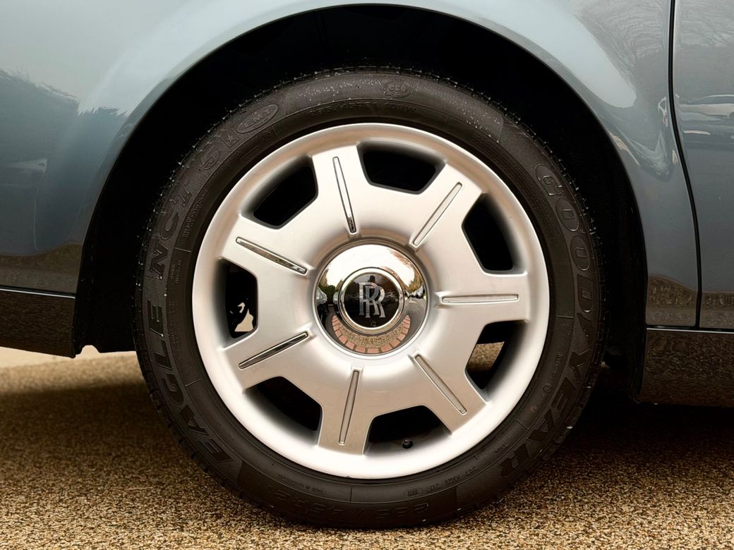 2004 Rolls-Royce Phantom