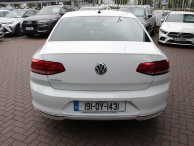 2019 Volkswagen Passat