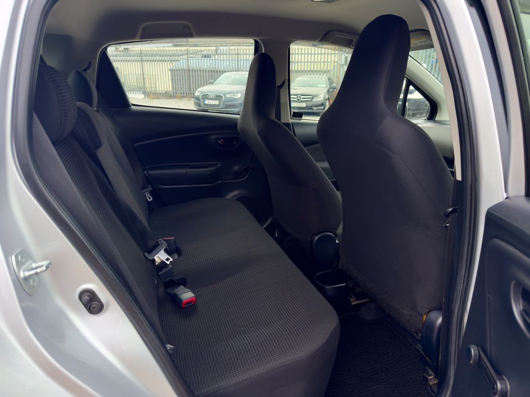 2015 Toyota Vitz