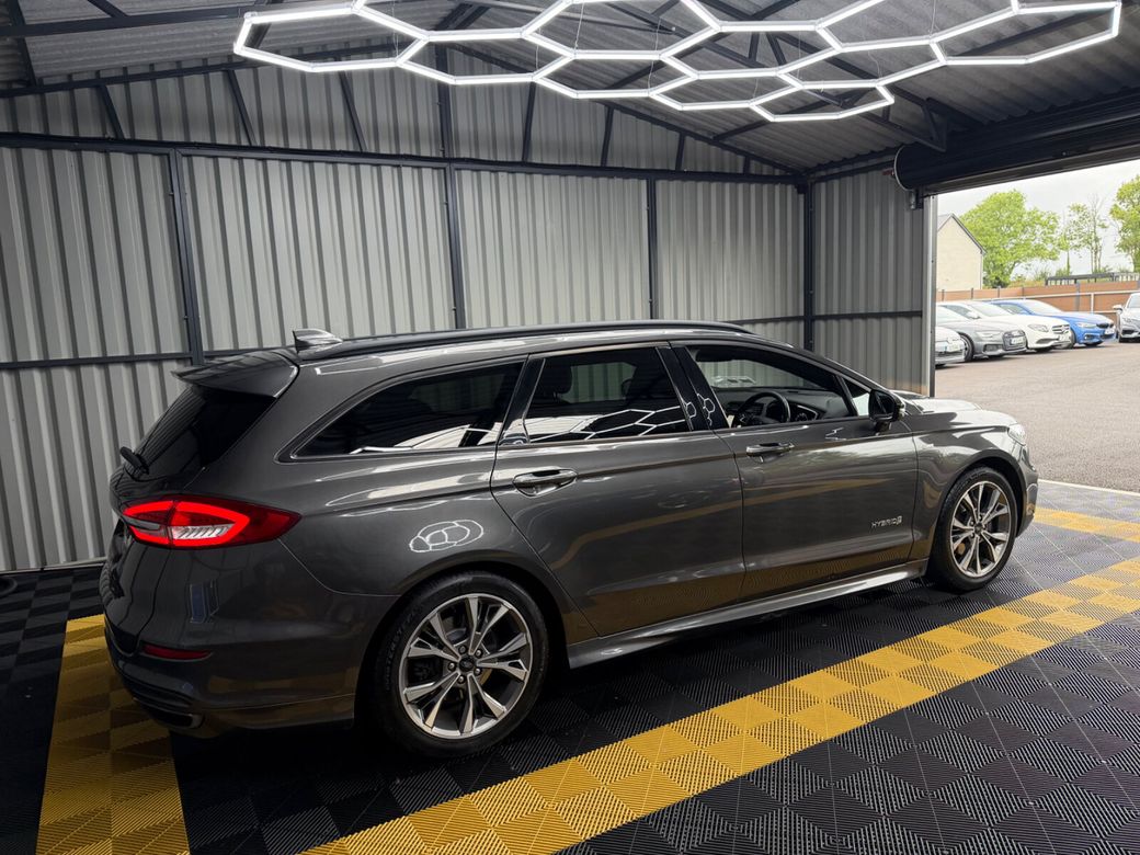 2020 Ford Mondeo