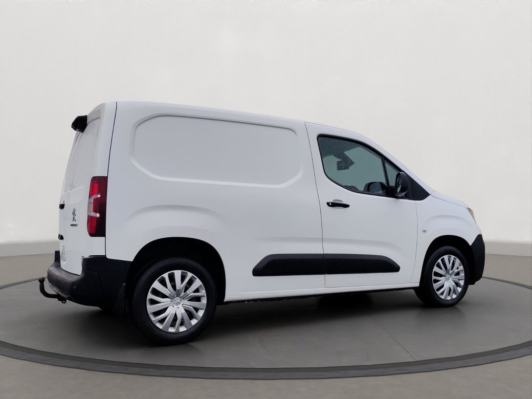 2020 Peugeot Partner