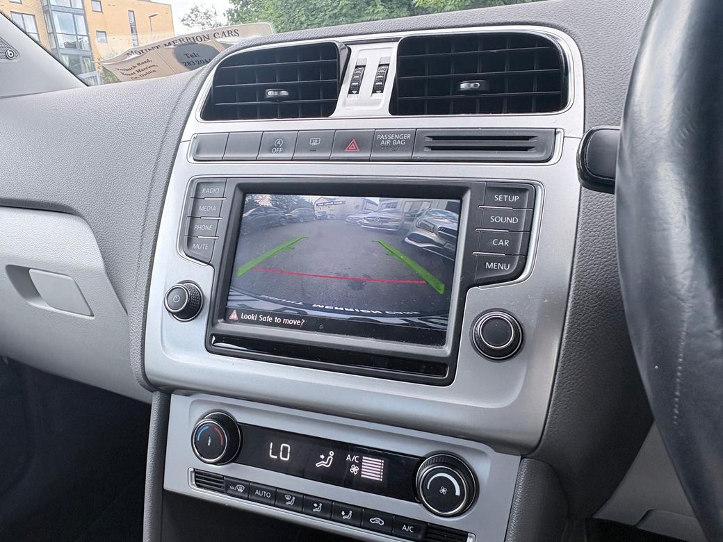 2017 Volkswagen Polo