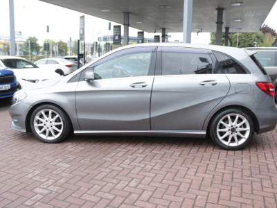 2016 Mercedes-Benz B 180