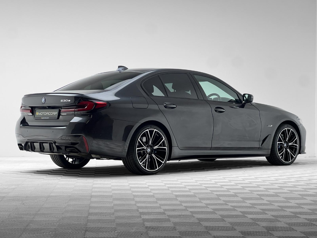 2022 BMW 5 Series