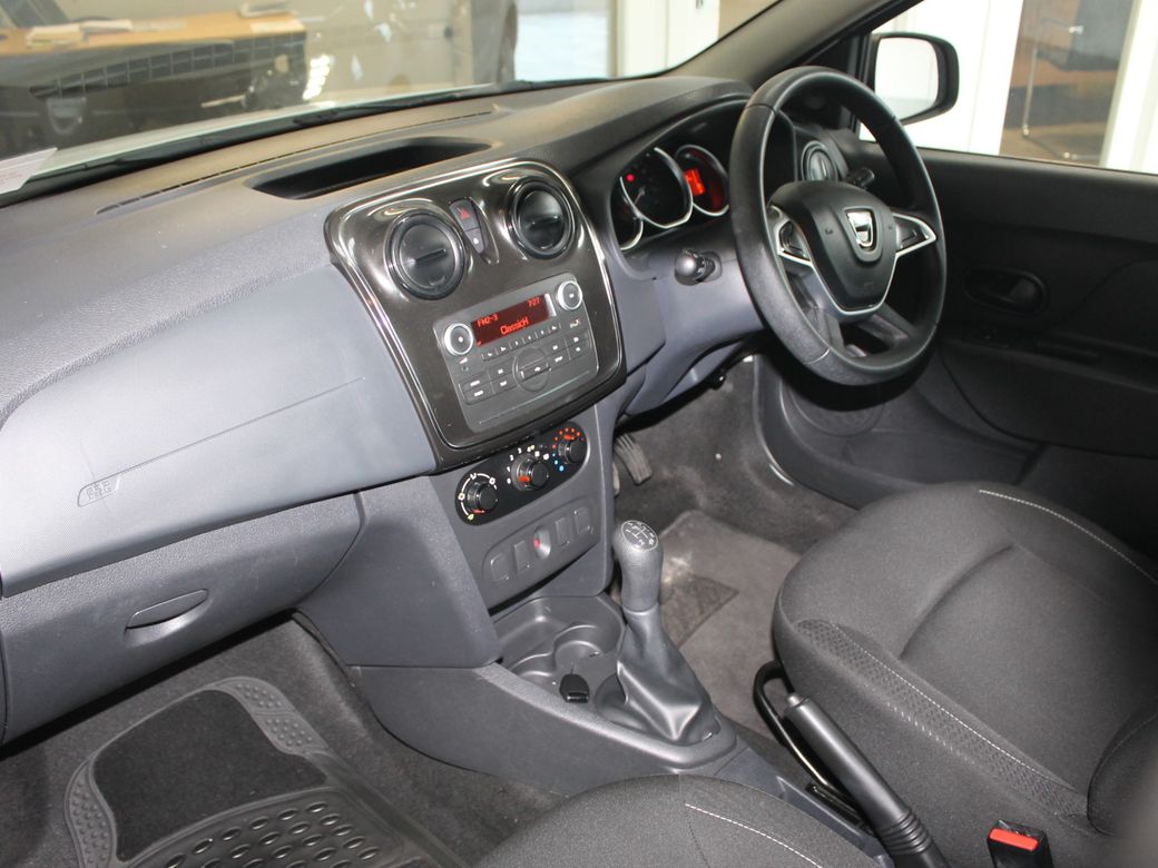 2017 Dacia Logan