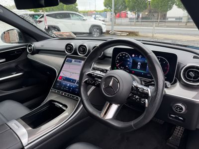 2023 Mercedes-Benz C 220