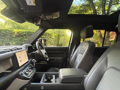 2023 Land Rover Defender