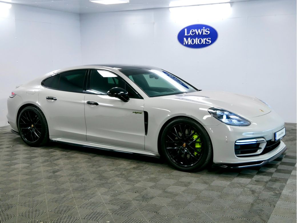 2021 Porsche Panamera