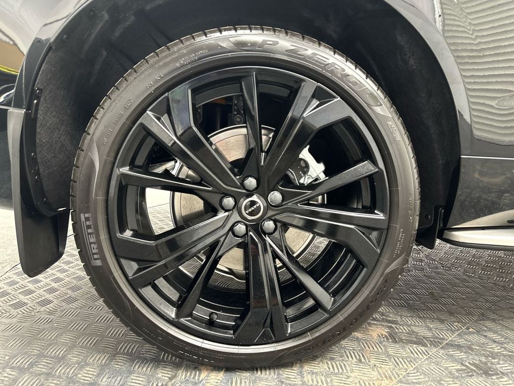 2025 Volvo XC60