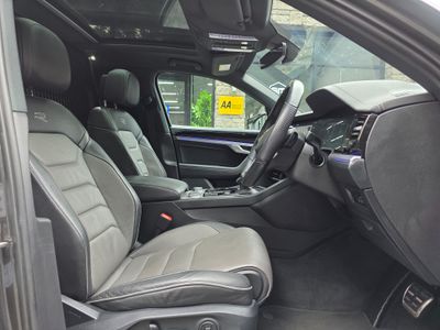 2022 Volkswagen Touareg
