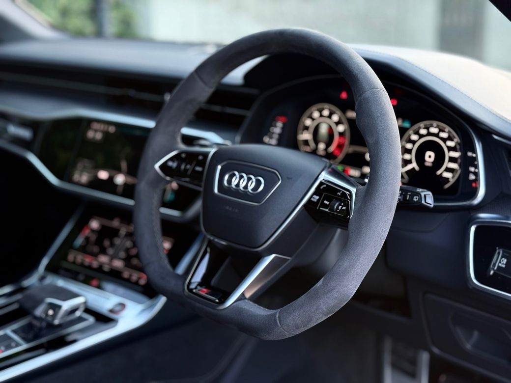 2021 Audi RS6