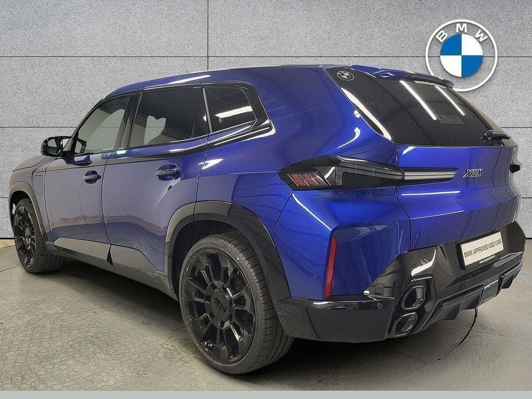 2025 BMW XM