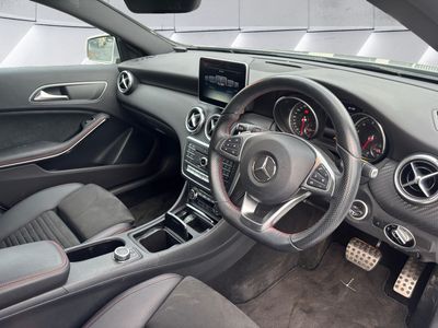 2016 Mercedes-Benz A 180