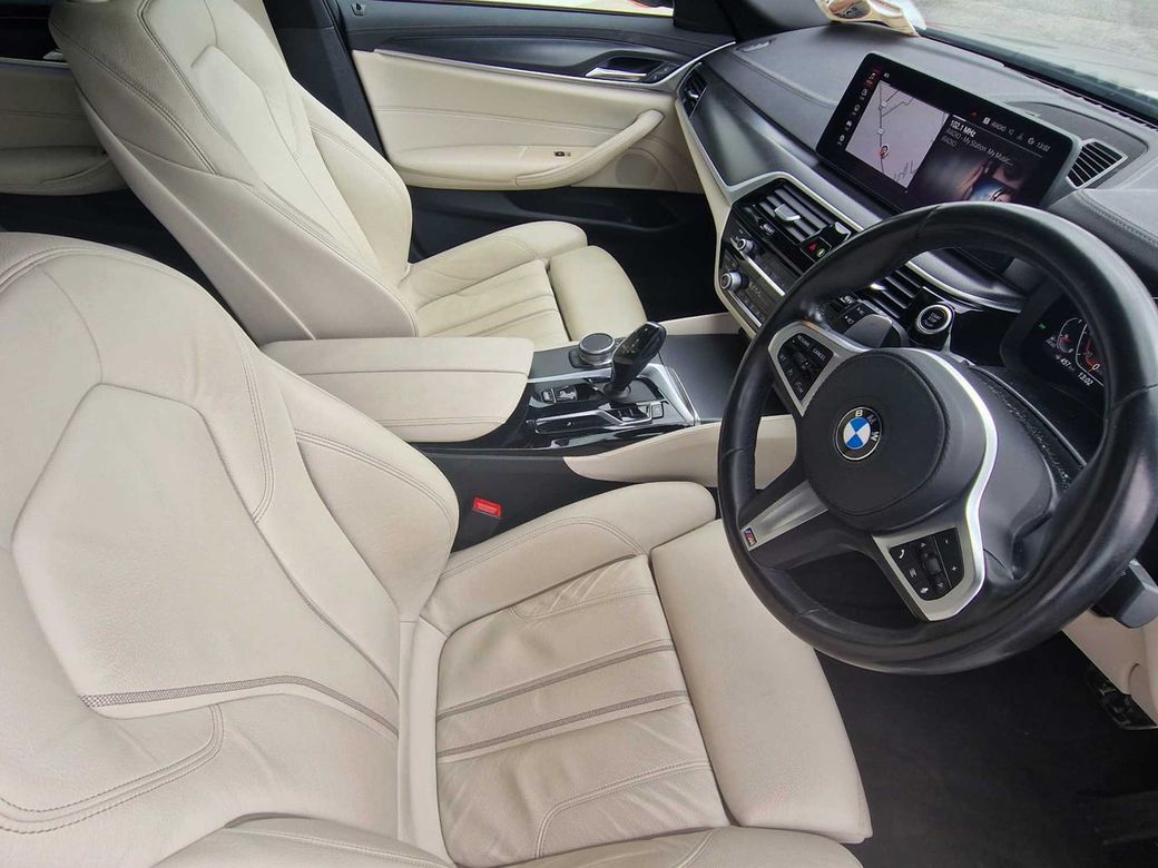 2021 BMW 5 Series