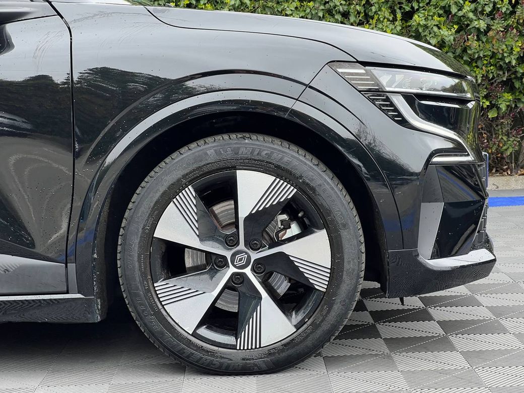 2023 Renault Megane E-Tech