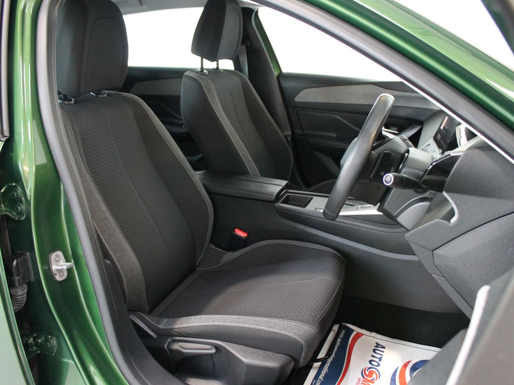 2023 Peugeot 308