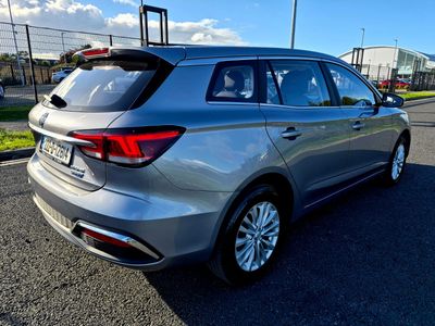 2022 MG 5