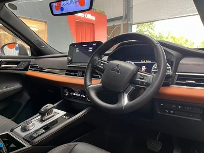 2023 Mitsubishi Outlander