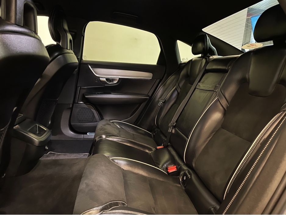 2020 Volvo S90