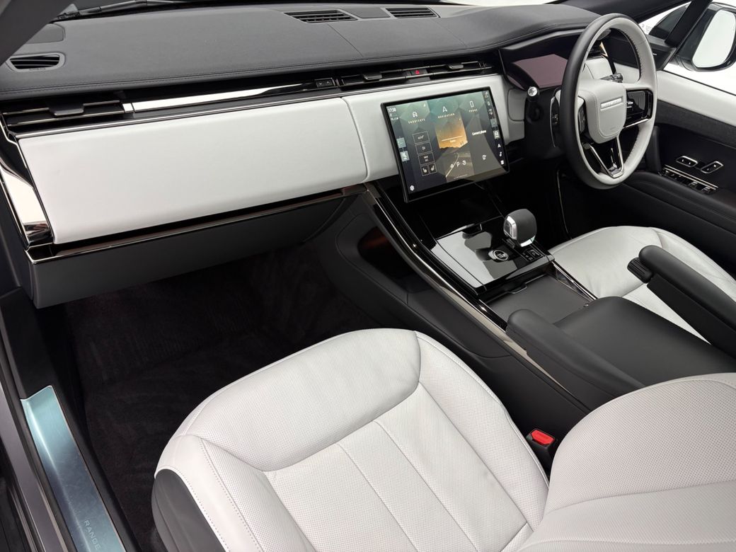 2024 Land Rover Range Rover Sport