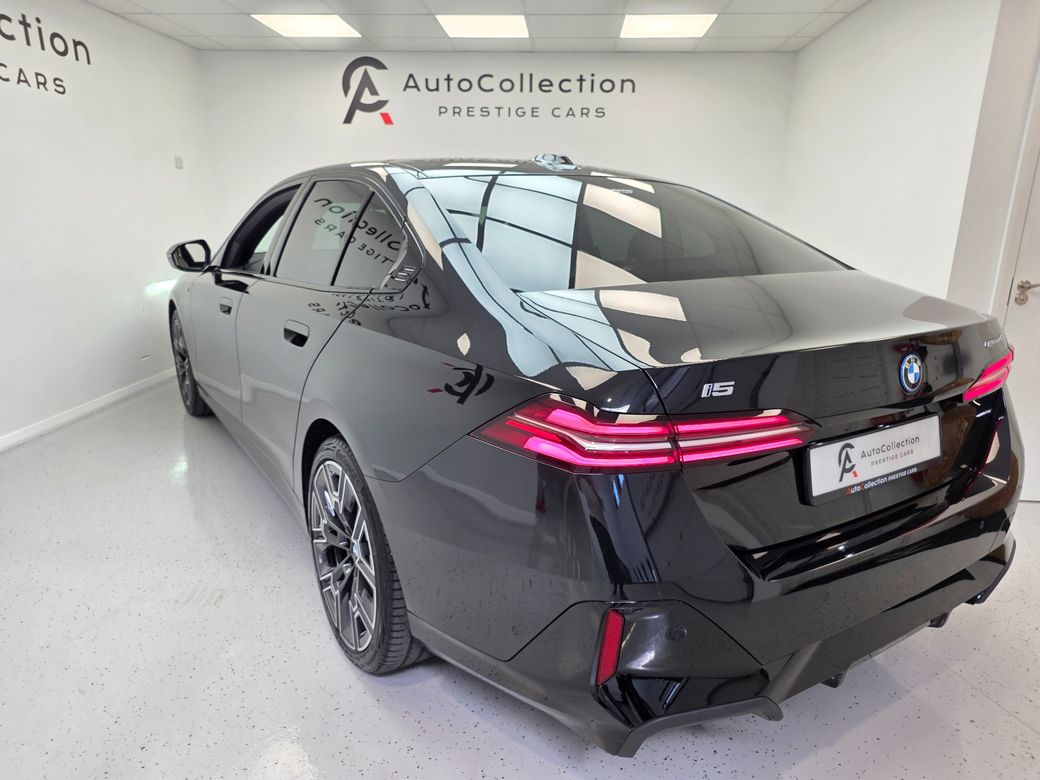 2025 BMW i5
