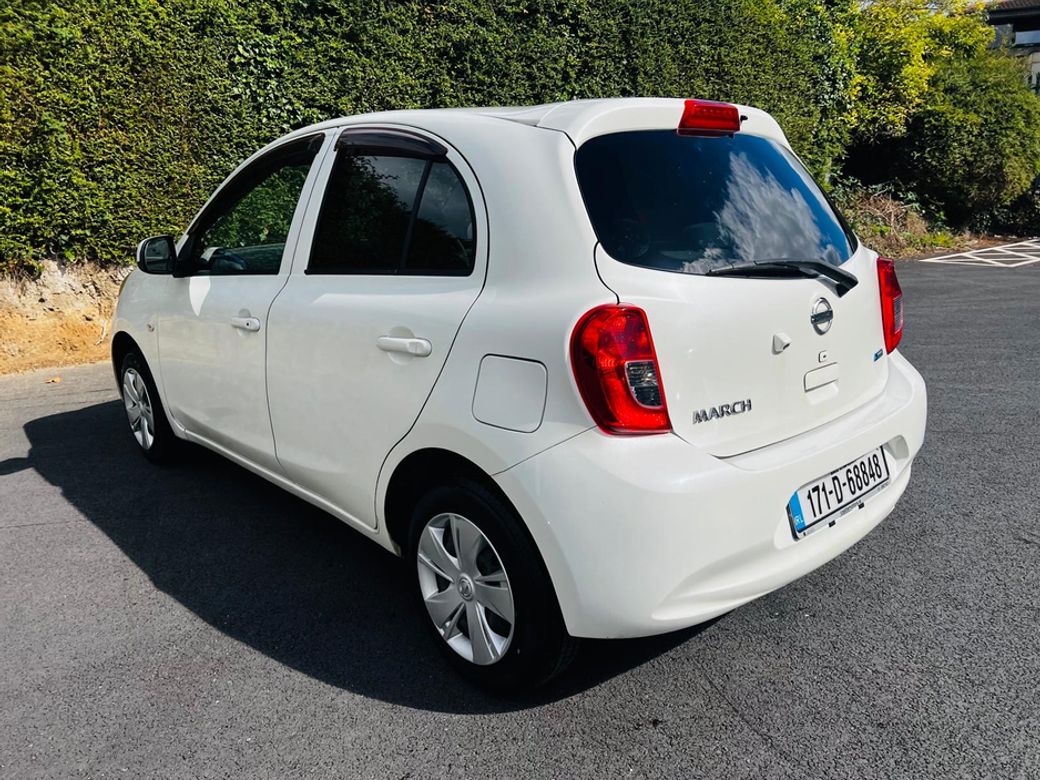 2017 Nissan March