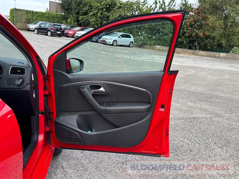 2017 Volkswagen Polo