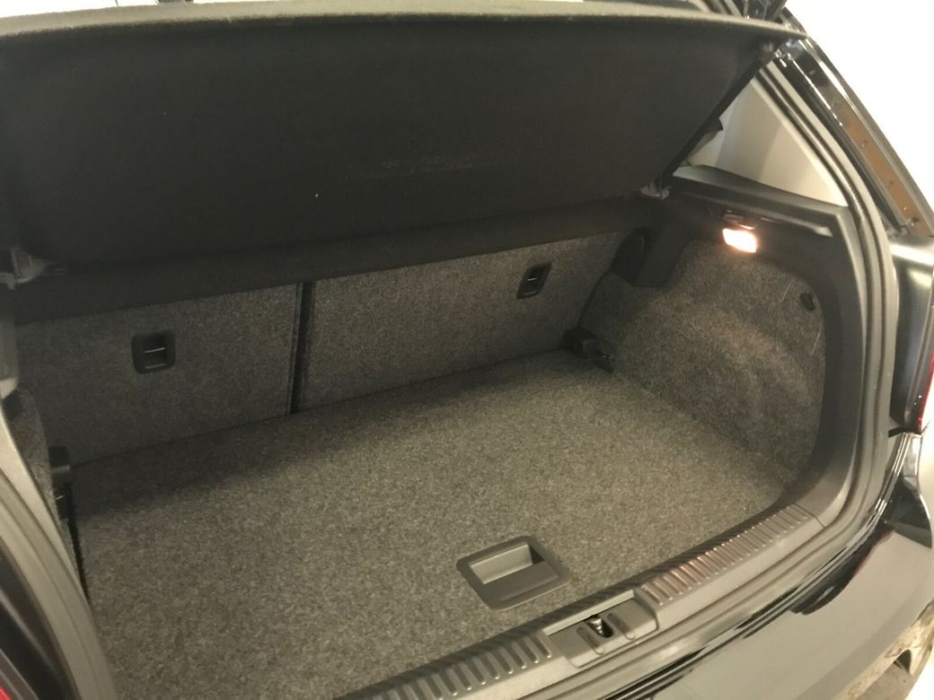 2016 Volkswagen Polo