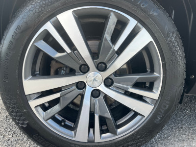 2022 Peugeot 5008