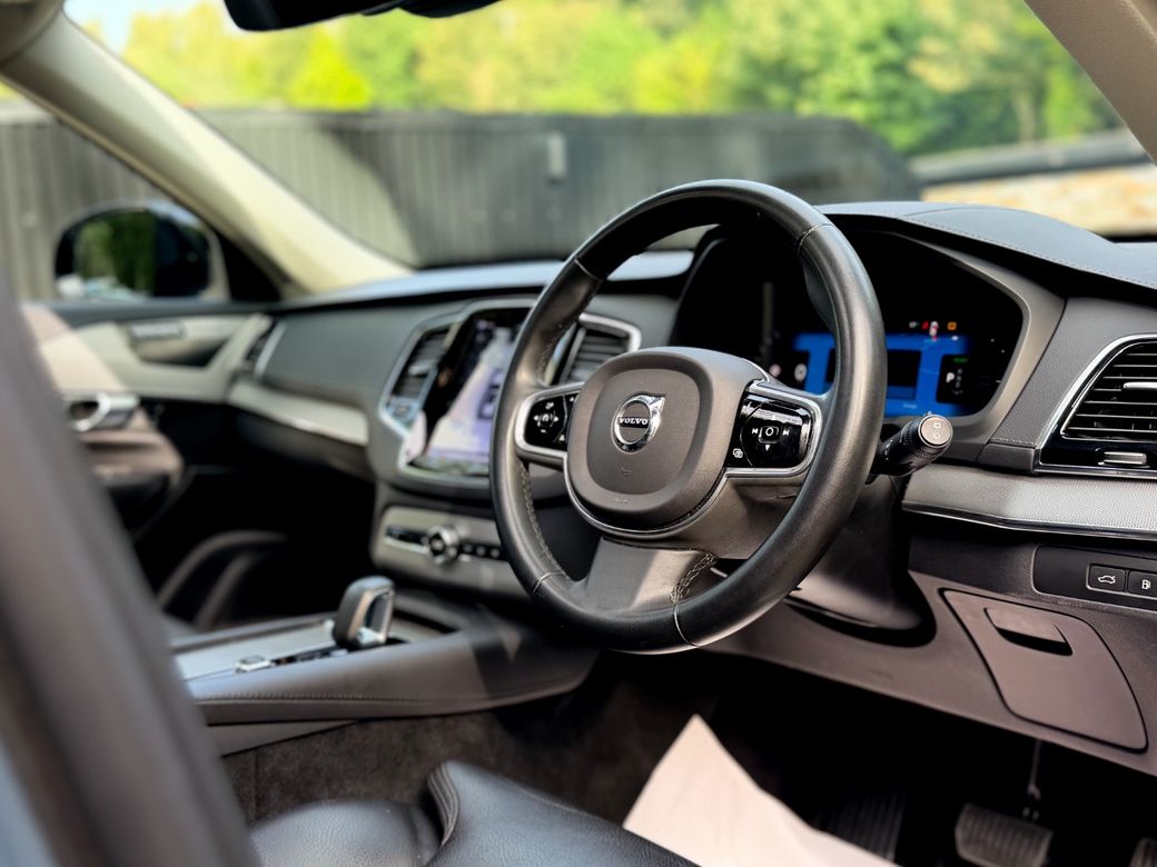 2022 Volvo XC90
